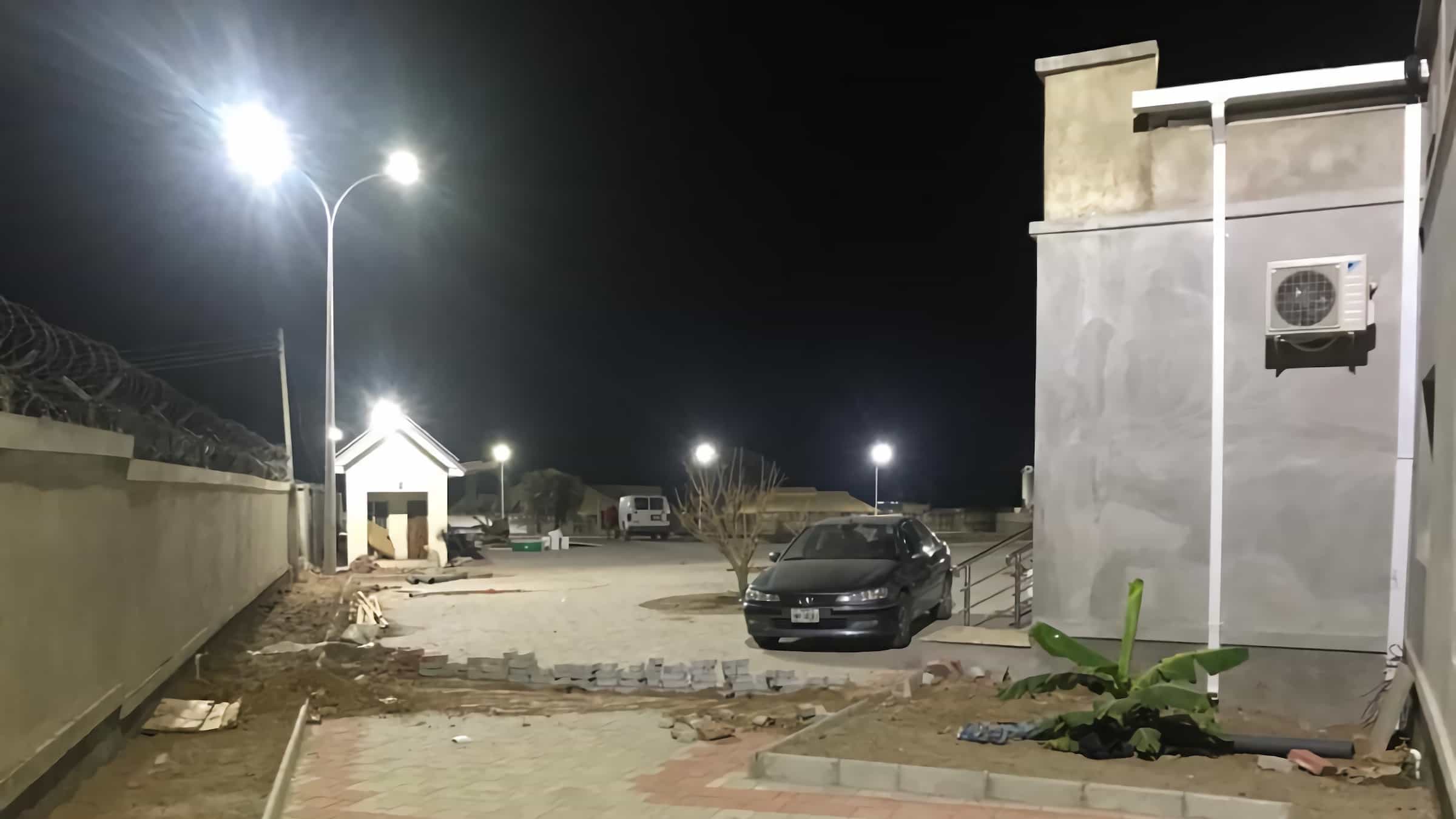 All in one solar street light MPPT solution installation in Abuja of